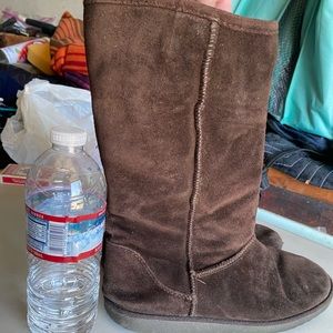 Brown fur faux boots winter